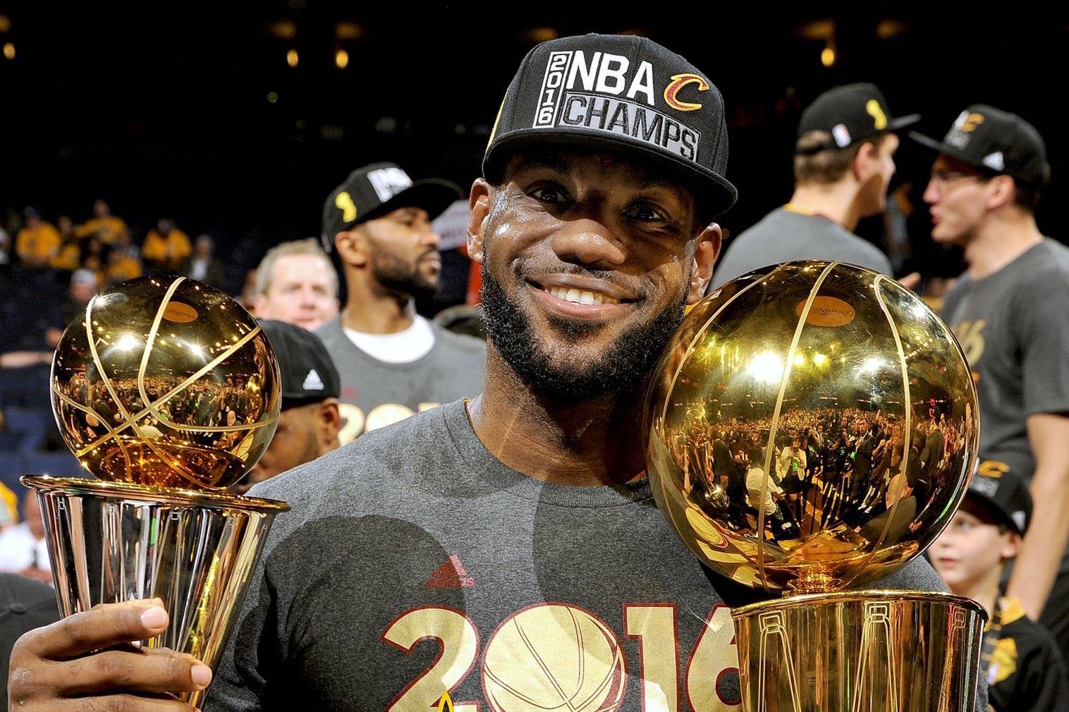 轮椅击剑选手陈利强：追梦不服输