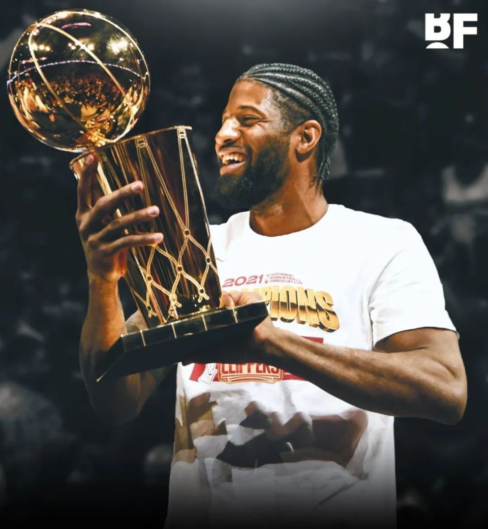 杜兰特关键补篮赢得比赛