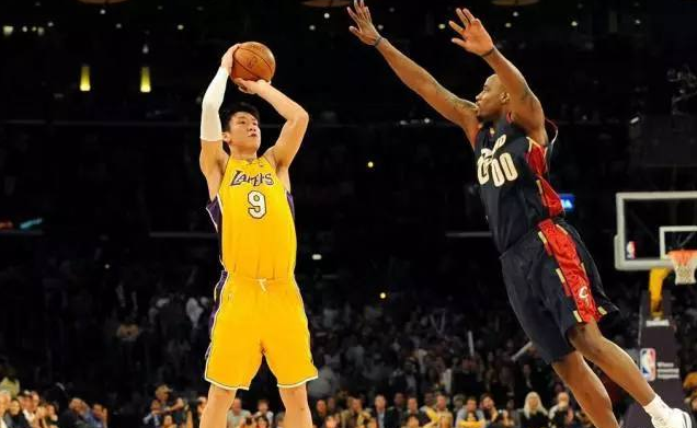 韩K联半场：门将失误朱基奇收空门大礼，济州暂0-1安养