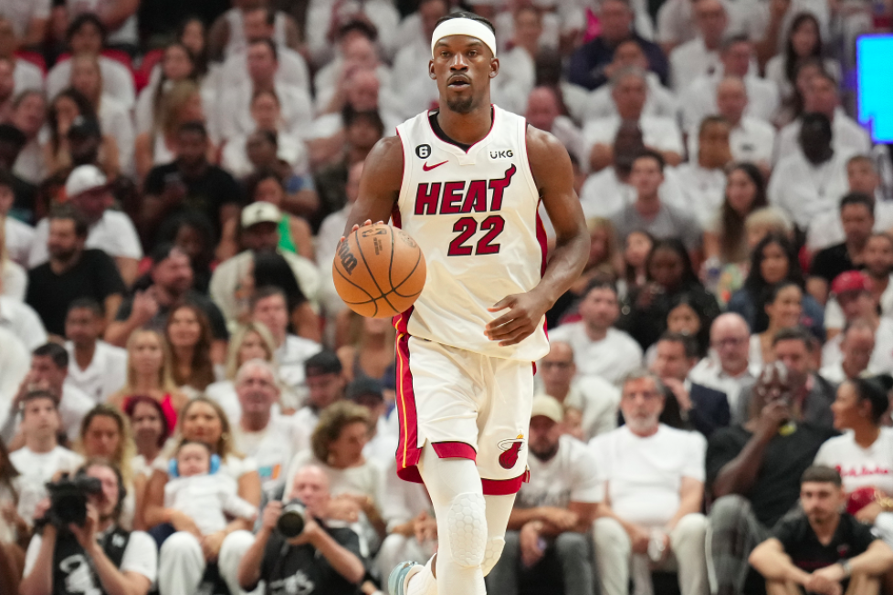 王曼昱、王楚钦首夺乒乓球亚洲杯冠军