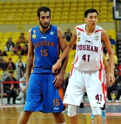 杜兰特回应太阳将帅关系：这是布登霍尔泽的球队 我不会教他做事