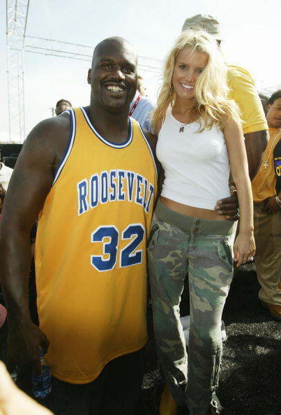 阿门反击送助攻 贾巴里·史密斯双手暴扣