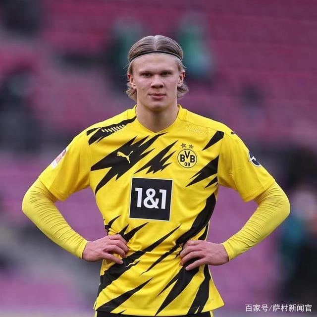 威利·梅斯在 1954 年那次著名的接杀，实际上背对着球跑了近 50 米